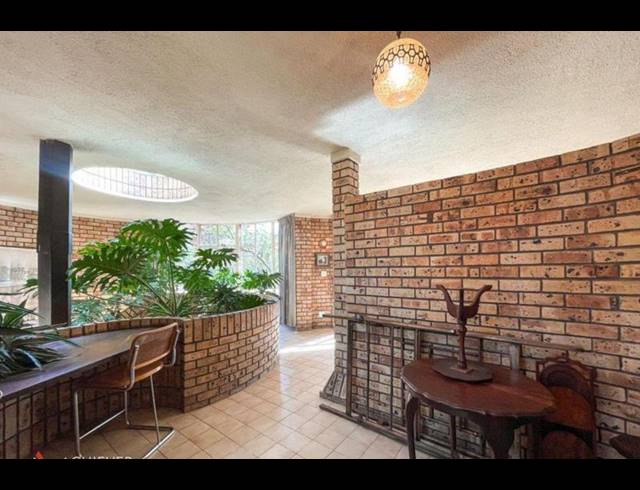 4 BEDROOM HOUSE FOR SALE IN SUNWARD PARK